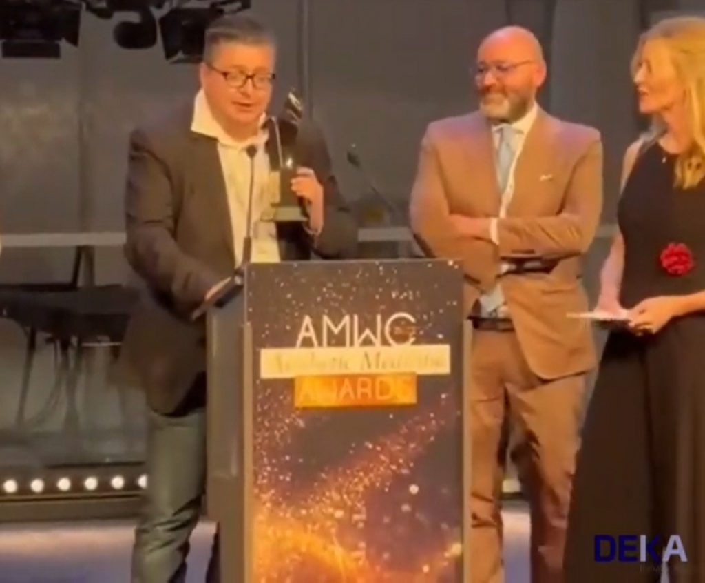 برنده جایزه بهترین دستگاه لیزر در کنگره AMWC 2022